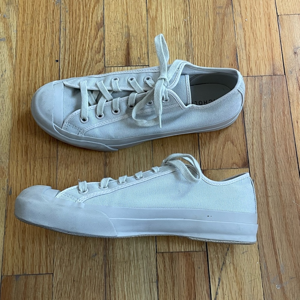 Studio Nicholson Moonstar collaboration women size 6, color Dove